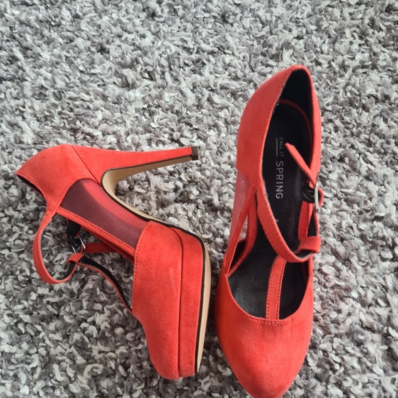 Coral heels - Picture 3 of 4
